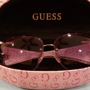 **Like New** Guess Sunglasses